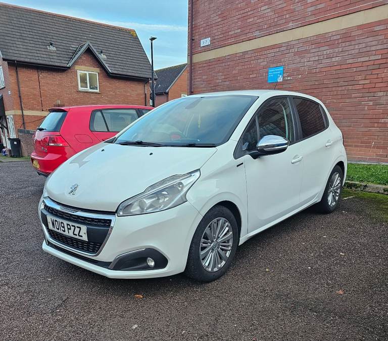Peugeot, 208, Hatchback, 2019, Manual, 1199 (cc), 5 doors, New MOT, Timing belt Changed 
