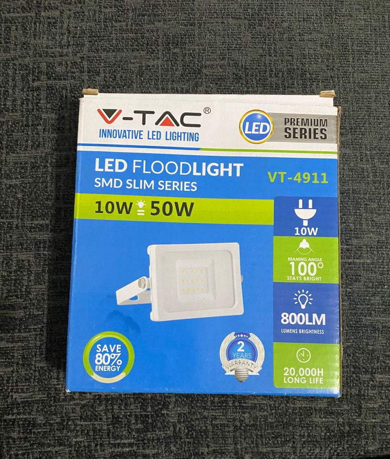 LED FLOODLIGHT