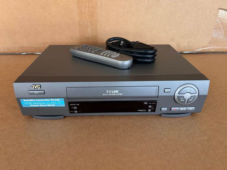 JVC VHS HR-J270EK VCR Video VCR VHS Cassette Recorder- Fully Working + Remote