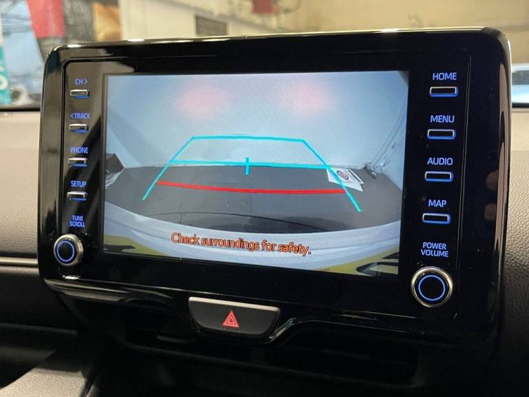 2022 Toyota Yaris 1.5 VVT-h Design Hatchback 5dr Petrol Hybrid E-CVT Euro 6 (s/s) (116 ps) Hatchb...