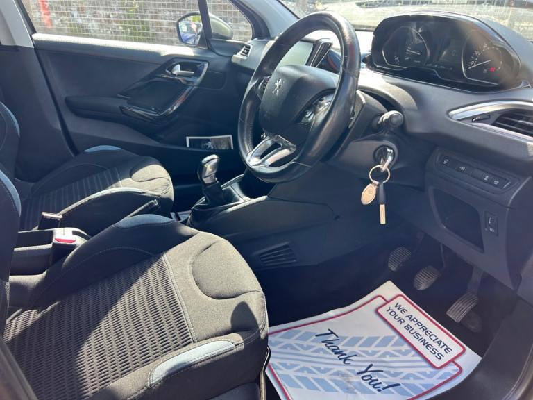2015 Peugeot 208 1.6 e-HDi Allure 5dr LOW MILEAGE CHEAP ROAD TAX  HATCHBACK Diesel Manual