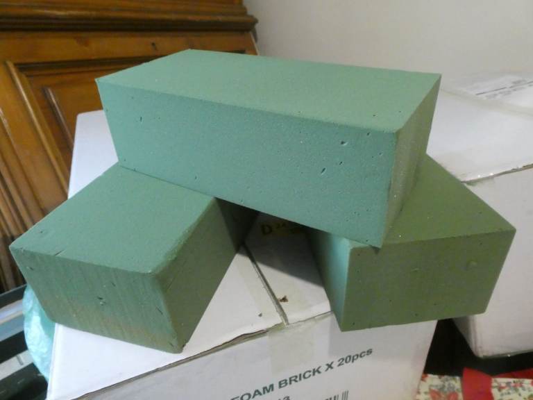 Bricks wet florist's foam like Oasis for flower arrangements.. Buy more for discount! FREE FOLIAGE
