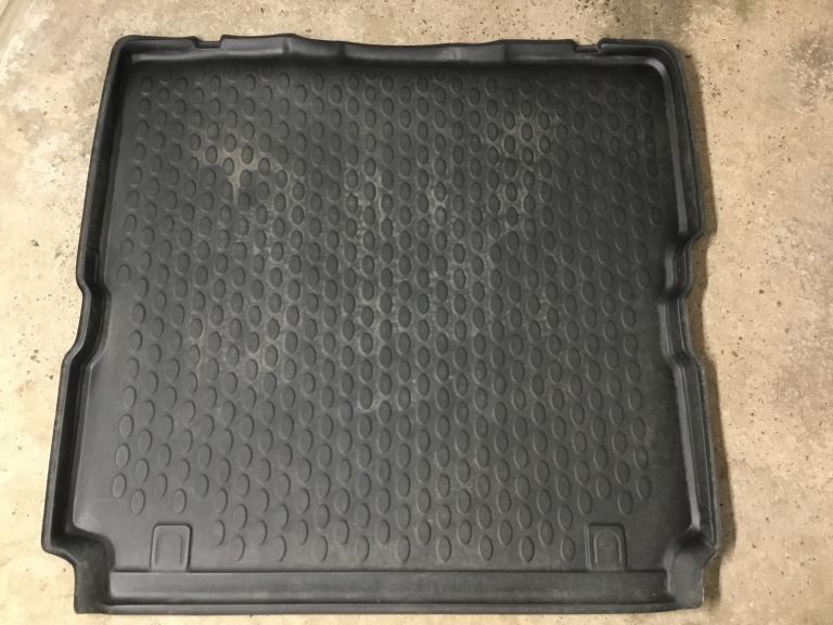 Vauxhall Zafira boot liner.