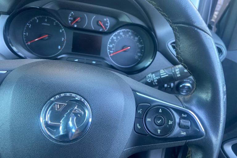  Vauxhall Crossland X 1.2 Se Suv 5dr Petrol Manual Euro 6 81 Ps Petrol