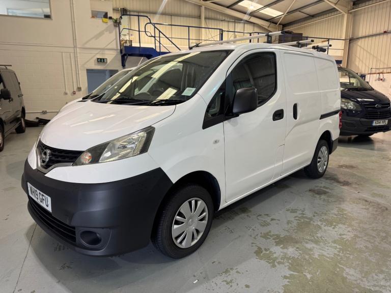 Nissan NV200 1.5 DCI Acenta Van EURO 6 WOW JUST 16,000 MILES YES 16,000 STUNNING
