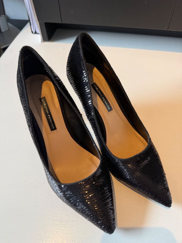Ladies heels