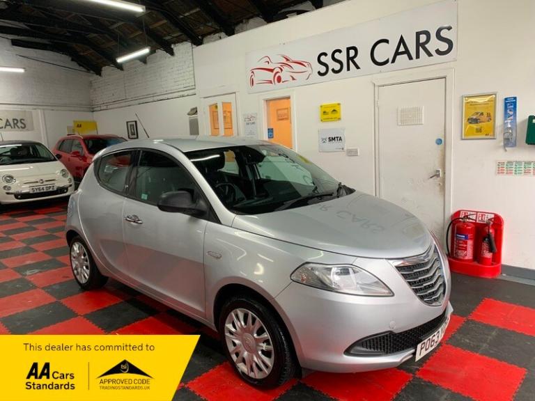 2013 Chrysler Ypsilon S HATCHBACK Petrol Manual