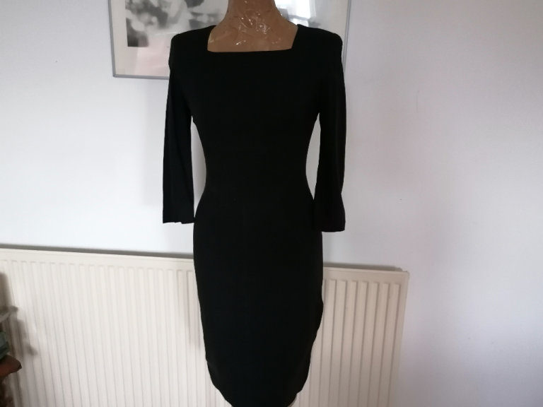 Rare Vintage 80's  Designer ELIE SAAB Virgin Wool Iconic 'Power Dress'. Ex Cond. Size : S 