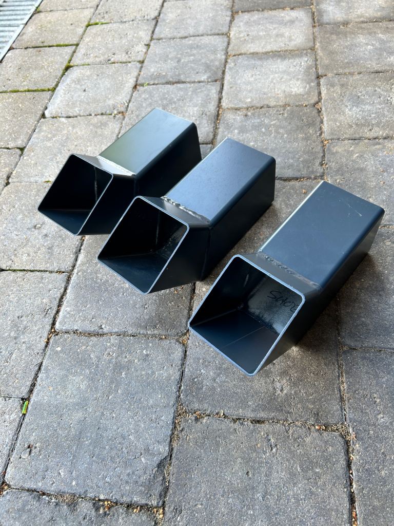 Aluminium rainwater outlet shoe