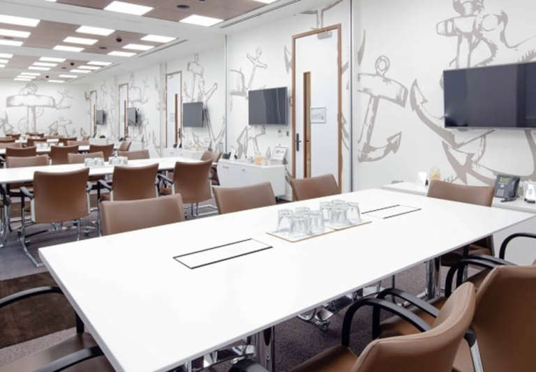 Monument Serviced Offices - Sizes From 3 to 120 Desks - Flexible Furnished Spaces in EC3R