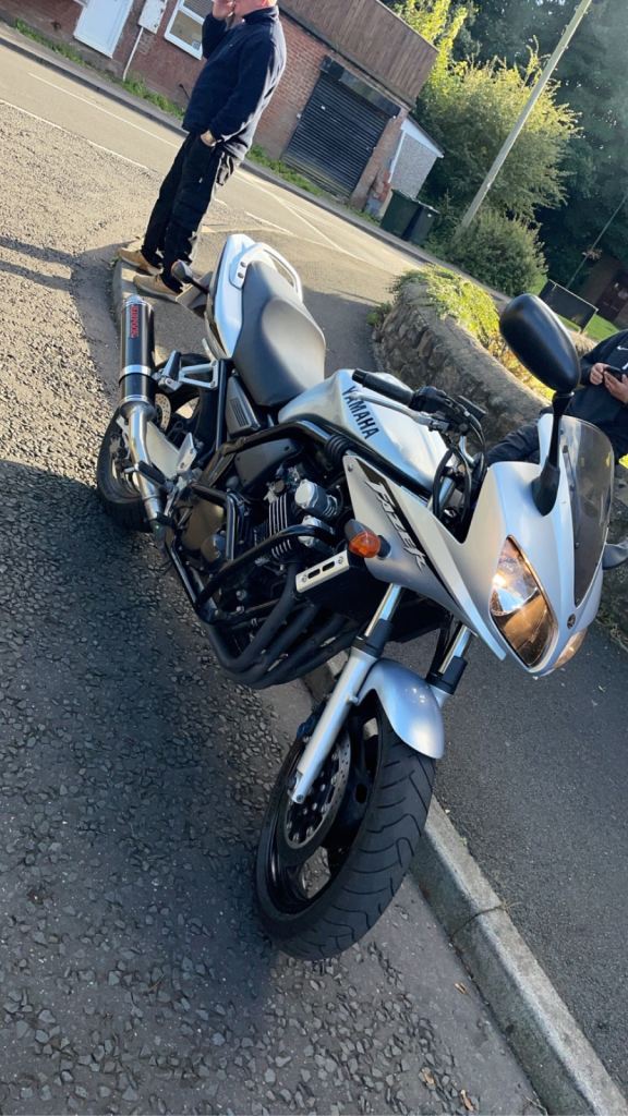 Yamaha, FZS, 2002, 599 (cc)