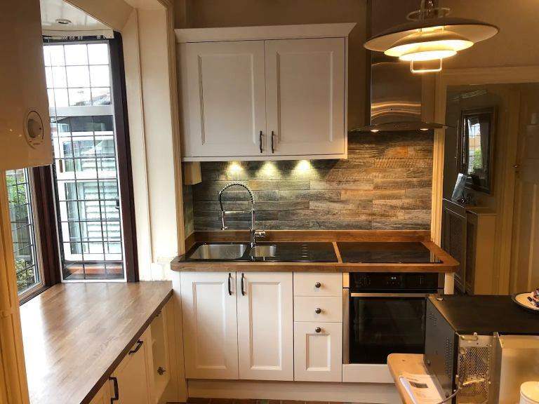 Expert Kitchen Fitter Services Glasgow - Professional Installation & Renovations 🛁