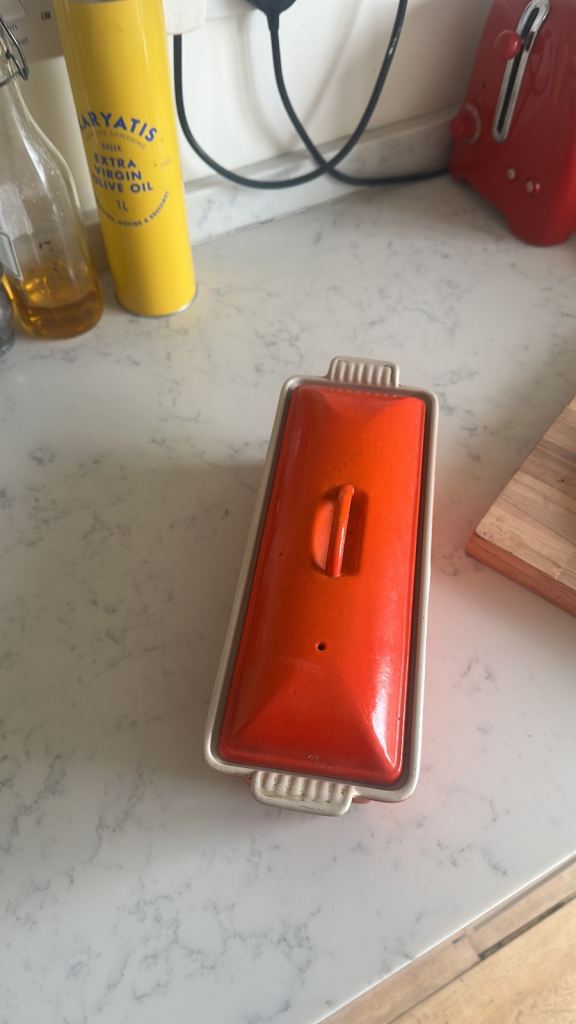 Orange Ceramic Roasting Dish with Lid – Good Condition