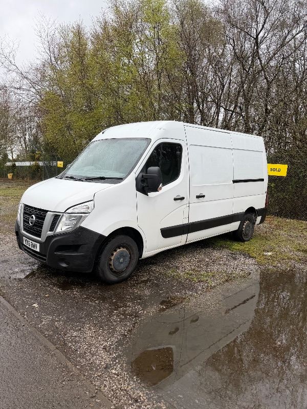 Nissan NV400