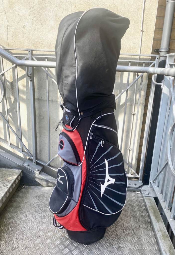 GREAT CONDITION MIZUNO CART / TROLLEY Bag - £75 - CASH ON COLLECTION ONLY 