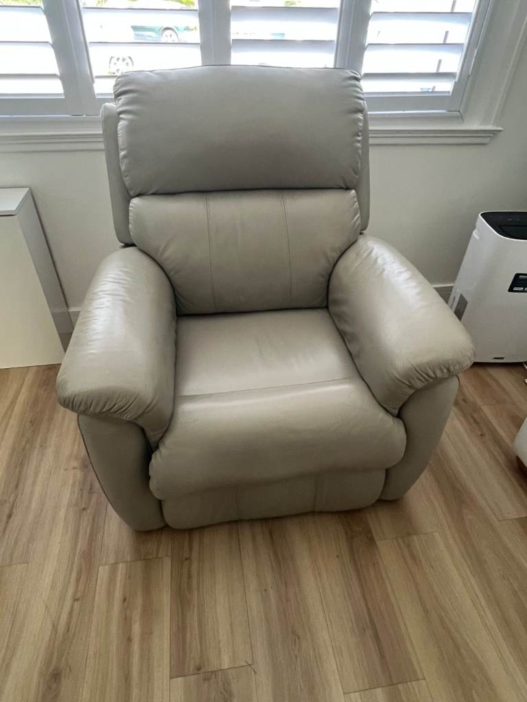 Electric Mobility Recliner Chair – Light Grey Leather | Remote Control Included