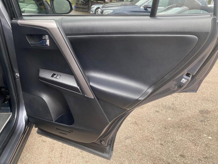 2016 Toyota RAV4 2.5 VVT-h Business Edition Plus CVT Euro 6 (s/s) 5dr ESTATE Petrol/Electric Hybr...