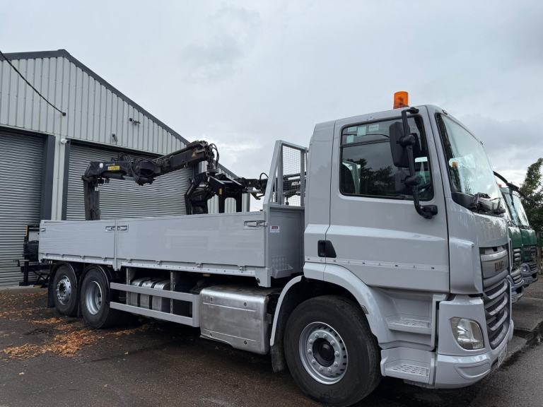 2014 DAF CF 330 DROPSIDE WITH HMF 1420 FOLD AWAY CRANE 