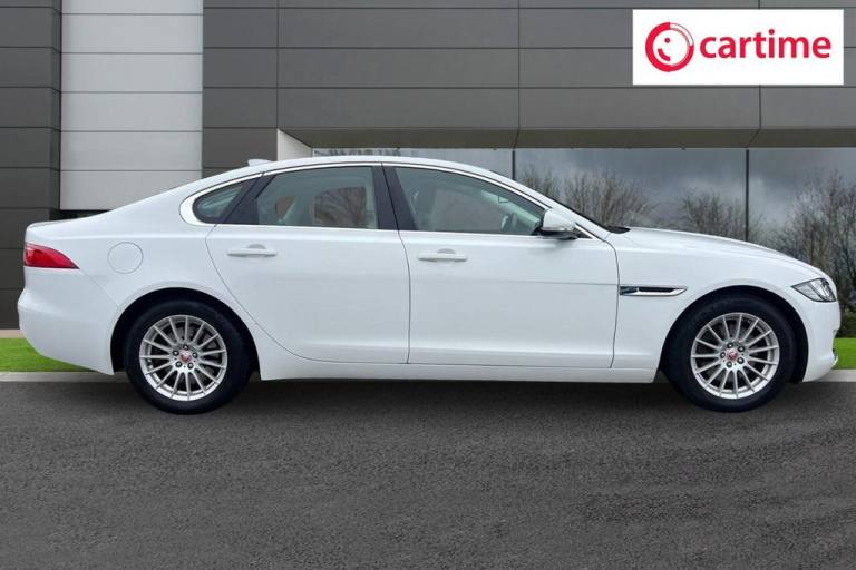 2018 Jaguar XF 2.0d Prestige Saloon 4dr Diesel Auto Euro 6 (s/s) (180 ps) Rear Parking Aid Saloon...