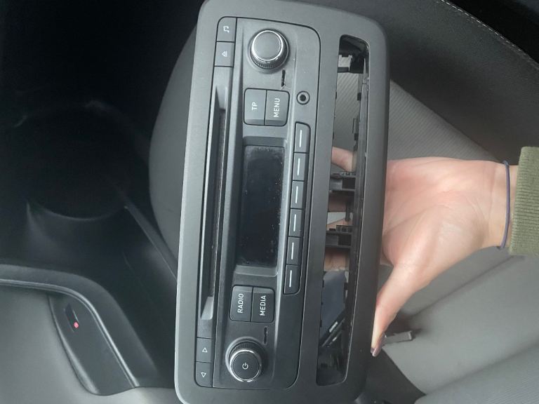 Seat radio and Garmin satnav 