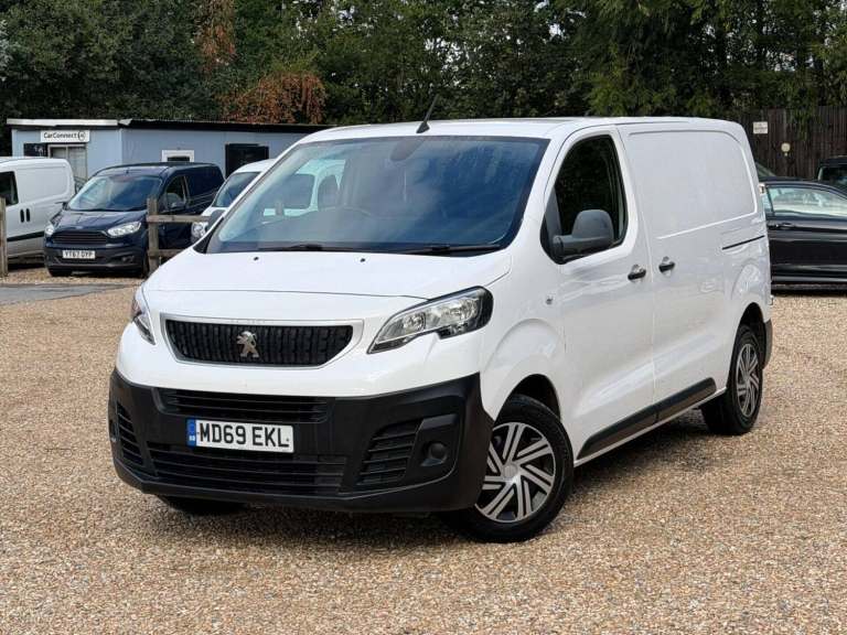 2020 Peugeot Expert 2.0 BlueHDi 1400 Professional Standard Panel Van MWB Euro 6 (s/s) 6dr Panel V...