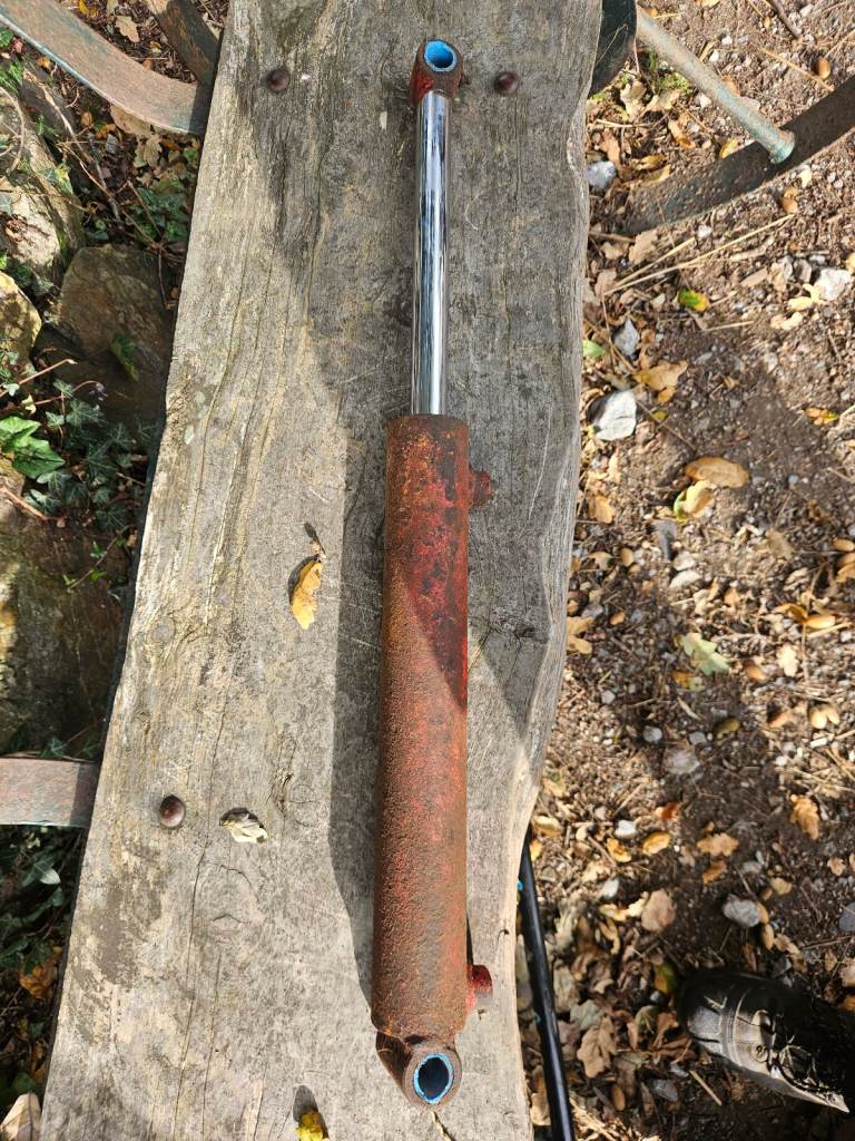 image for Hydraulic ram