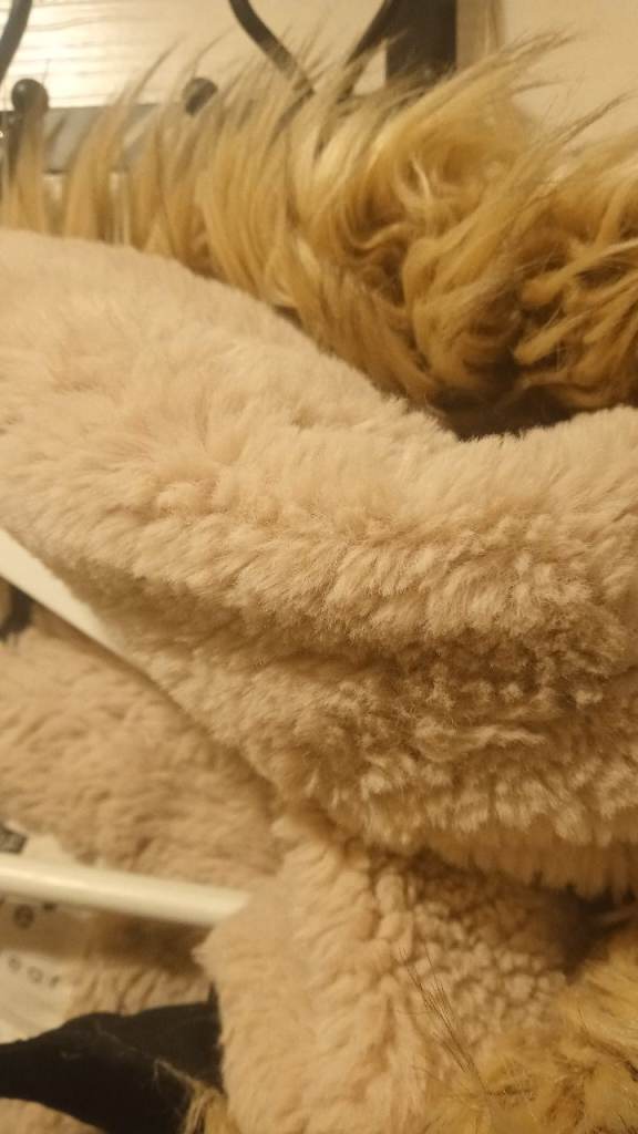 Girls winter coat age 9 to 10 years old ex condition as new £5