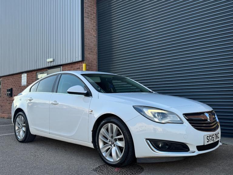 2015 Vauxhall Insignia 2.0 CDTi [140] ecoFLEX SRi 5dr [Start Stop] HATCHBACK Diesel Manual