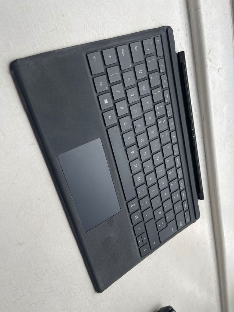 Microsoft Surface Pro Keyboard 