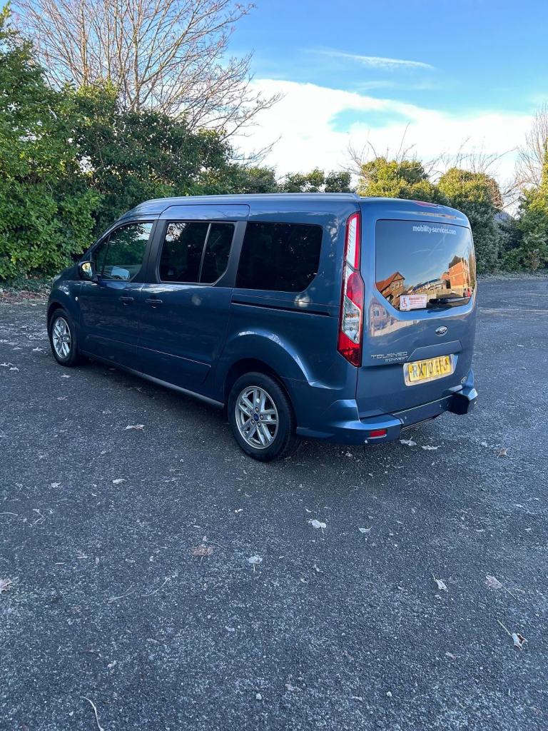Ford Tourneo Connect 1.5TDCi Titanium Wheelchair Accessible Vehicle WAV