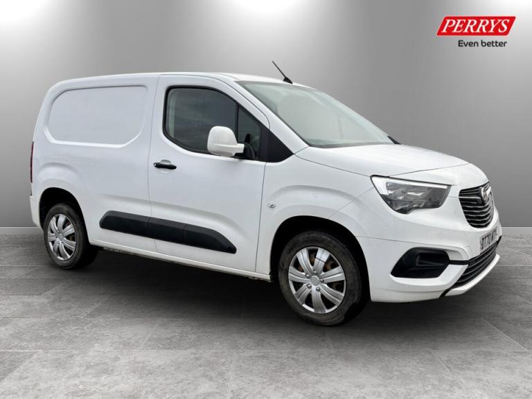 2021 Vauxhall Combo 2300 1.5 Turbo D 100ps H1 Sportive Van Van DIESEL Manual