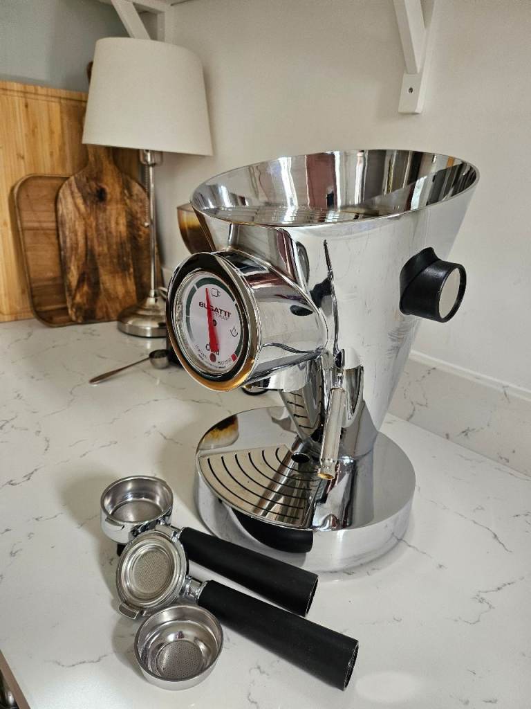 Bugatti Diva Espresso Machine - Read Full Description 