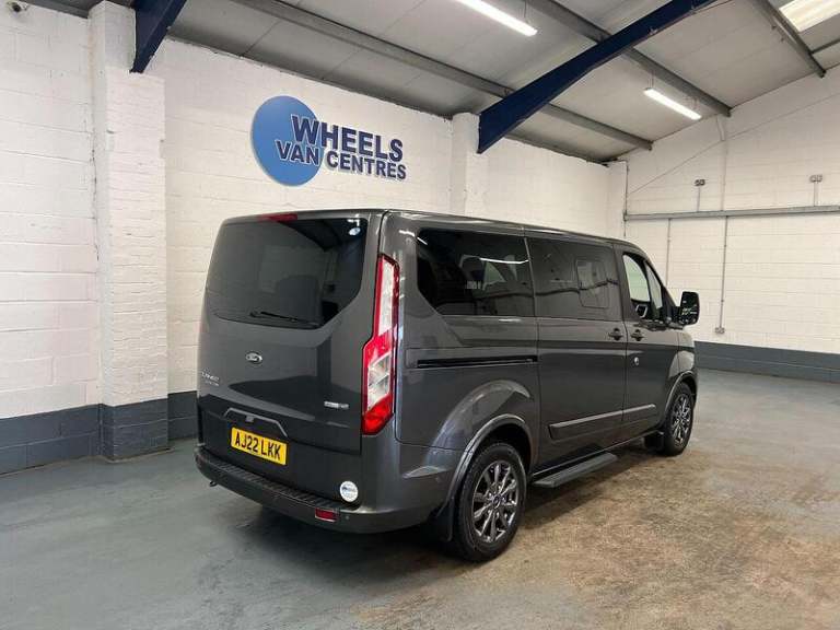 2022 Ford Tourneo Custom 2.0 EcoBlue Hybrid 185ps L/R 8 Seater Titanium X MPV DIESEL Manual