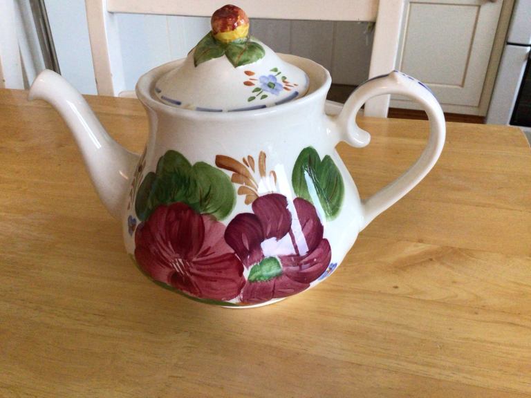 Chanticleer ware - large teapot