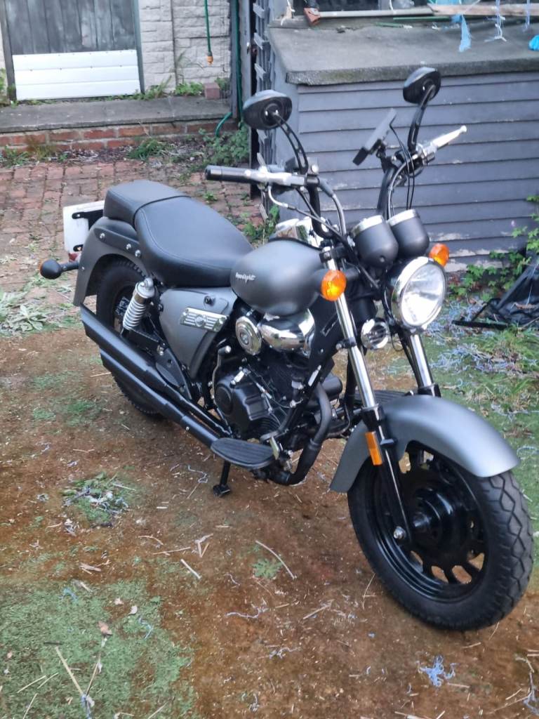 2024 GREY KEEWAY SUPERLIGHT 125cc (ULEZ COMPLIANT) FOR SALE