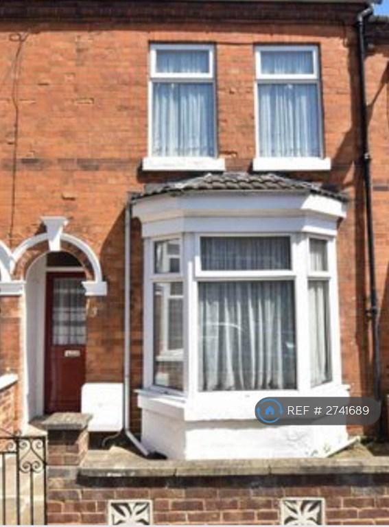 3 bedroom house in Alexandra Road, Wellingborough, NN8 (3 bed) (#2741689)