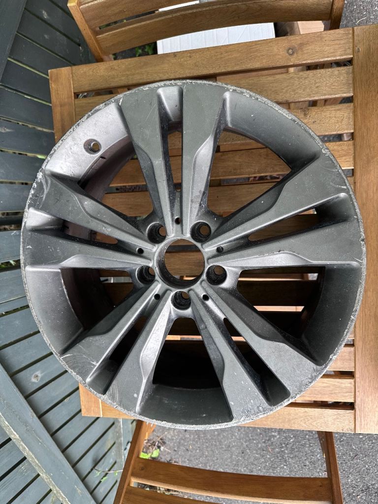 16-19 MERCEDES CLA 180 C117 18 INCH 5 STUD ALLOY WHEEL 7.5JX18H2 (SCRATCHED)