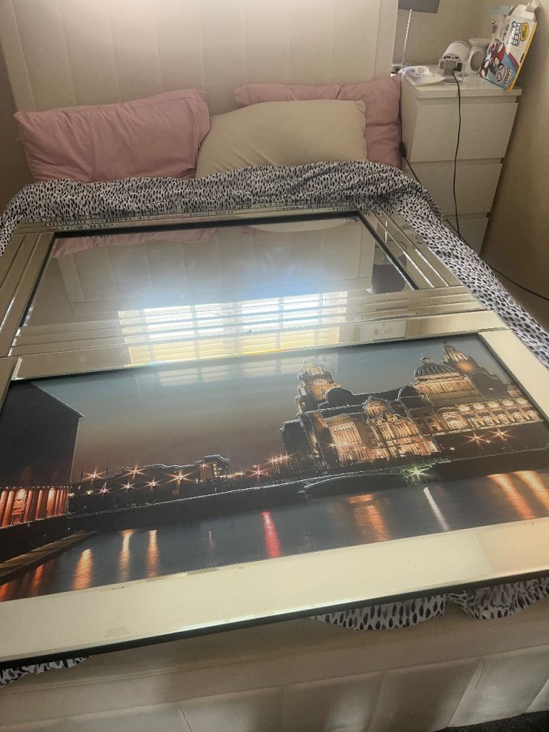 Large Framed Picture with Mirror Detail – Good Condition
