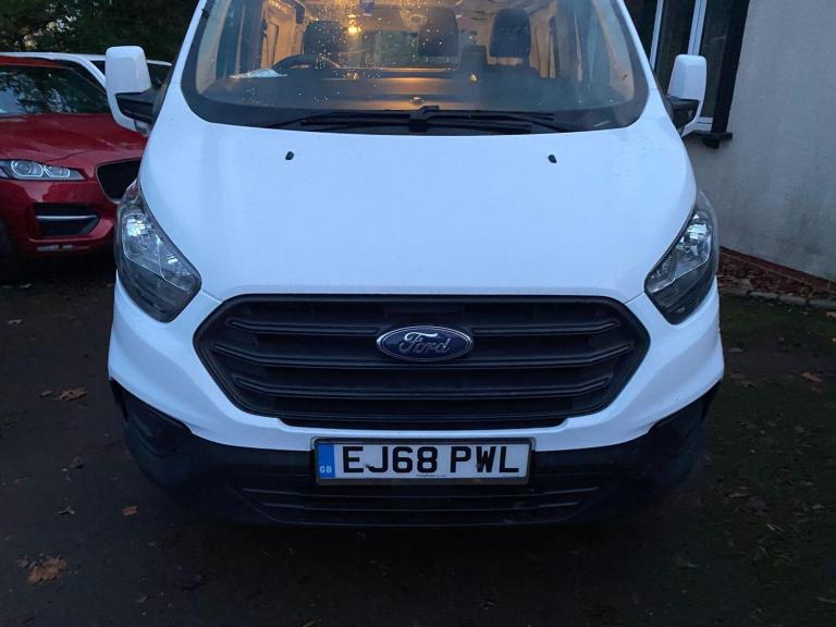 2018 Ford Transit Custom 2.0 300 EcoBlue L2 H1 Euro 6 5dr PANEL VAN Diesel Manual