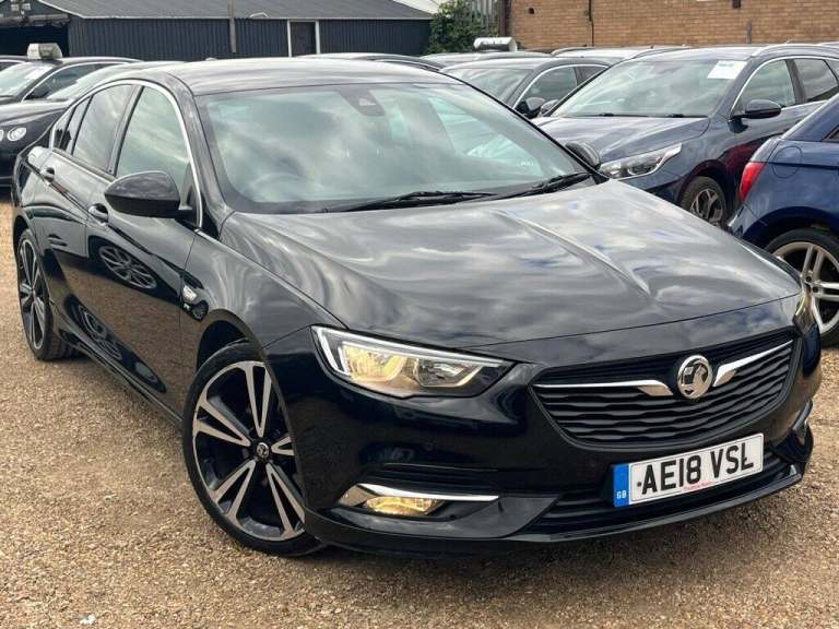 2018 Vauxhall Insignia 2.0 Turbo D SRi Vx-line Nav 5dr HATCHBACK DIESEL Manual