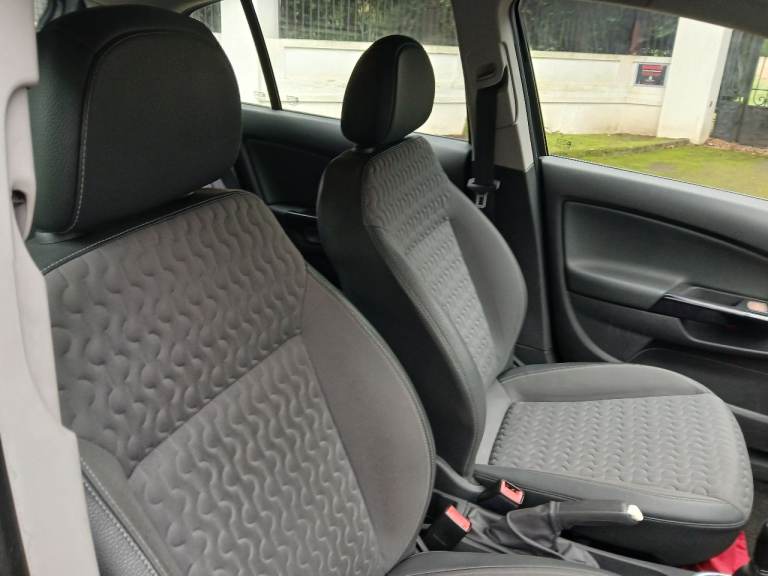 VAUXHALL CORSA 1.2 2014 PETROL U LEZ 5 DOOR 