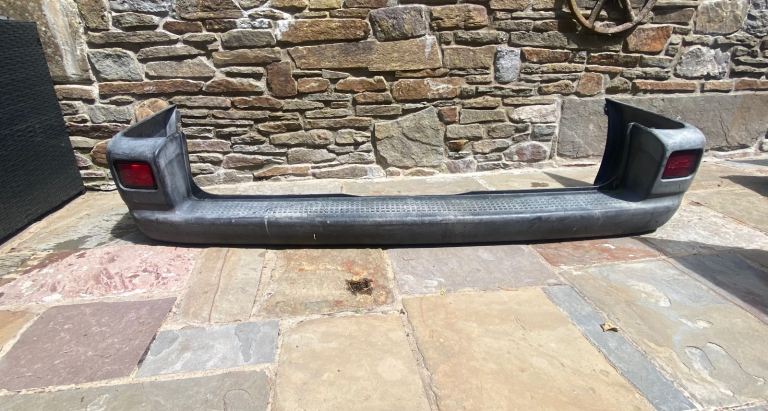 VW caravelle 95/96 rear bumper 