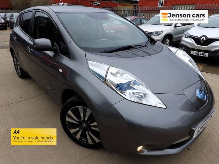 2015 15 NISSAN LEAF 24KWH TEKNA HATCHBACK 5DR ELECTRIC AUTO (107 BHP)