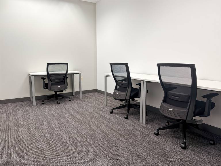 Warrington - WA1 1BW \ Office Space Designed for 3 Workstations
