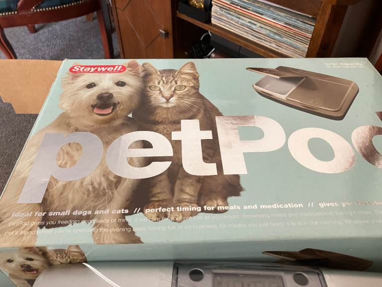 STAYWELL pet food digital dispenser. New in box.