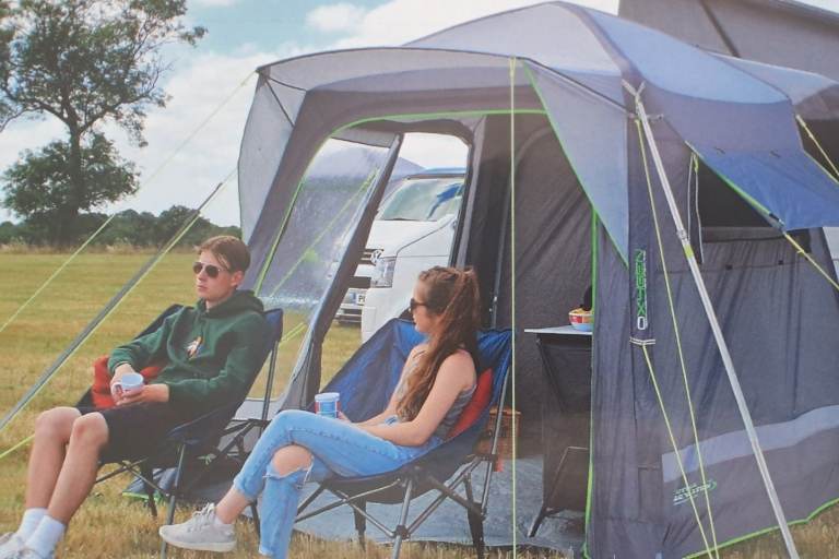 Outdoor Evolution Drive-away Air Awning