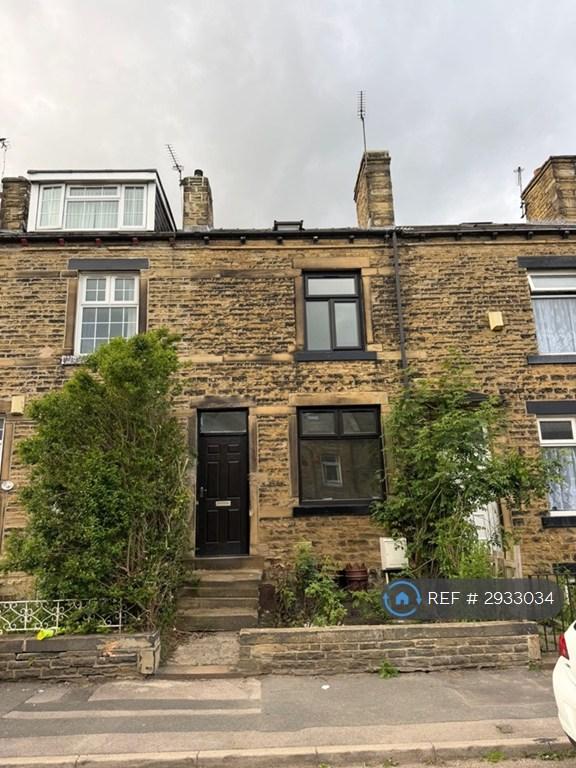 3 bedroom house in Woodhall Terrace, Bradford, BD3 (3 bed) (#2933034)