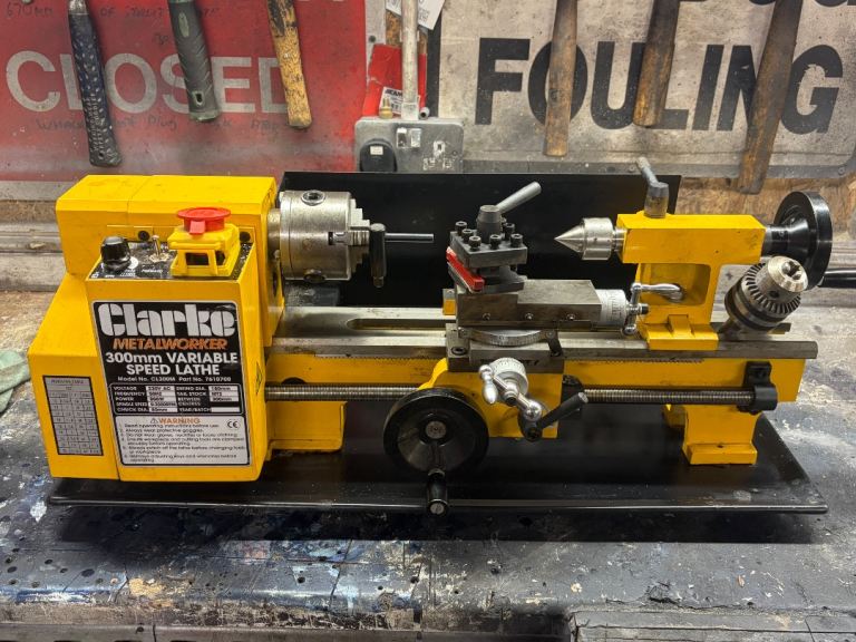 Clarke cl300 metal lathe