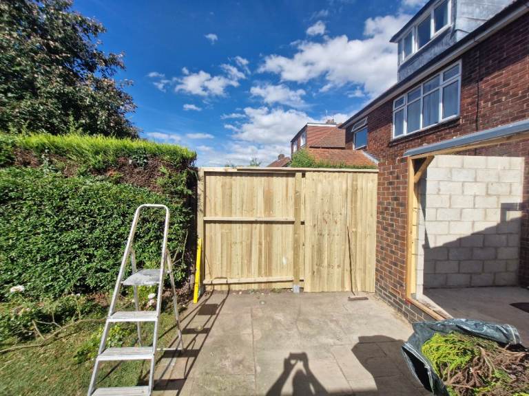No job to little/ ground works/ fencing/ gardening 
