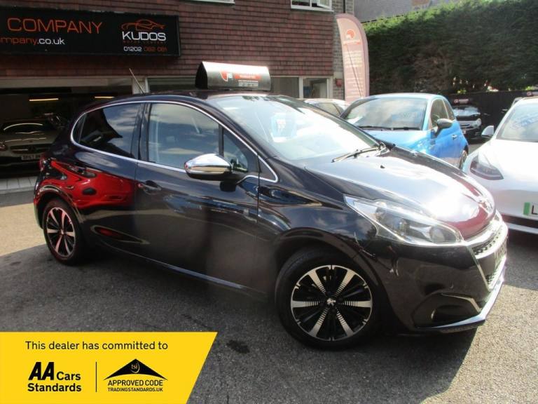2019 Peugeot 208 1.2 PureTech 82 Tech Edition 5dr [Start Stop] HATCHBACK PETROL Manual